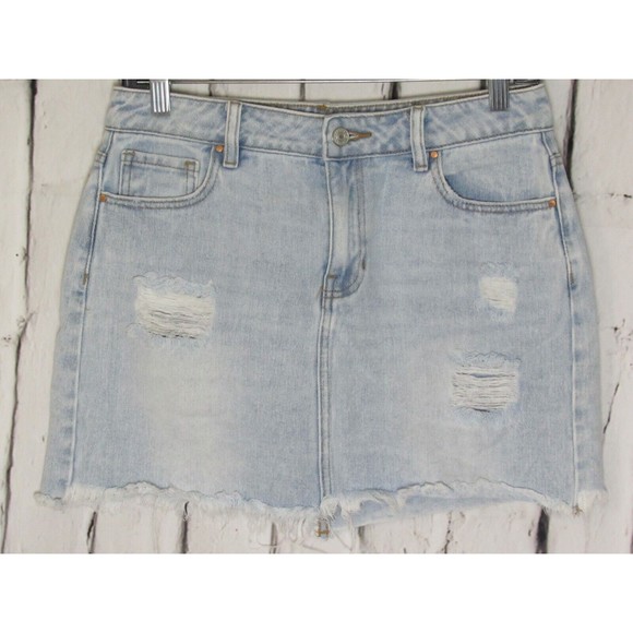 PacSun Dresses & Skirts - Pacsun Women Jean Skirt Blue Size 27 Distressed Frayed Mini Light Wash Denim
